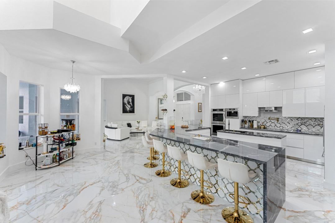 11910 Osprey Point Circle, Wellington, Florida 33449