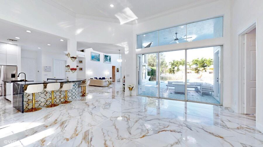 11910 Osprey Point Circle, Wellington, Florida 33449