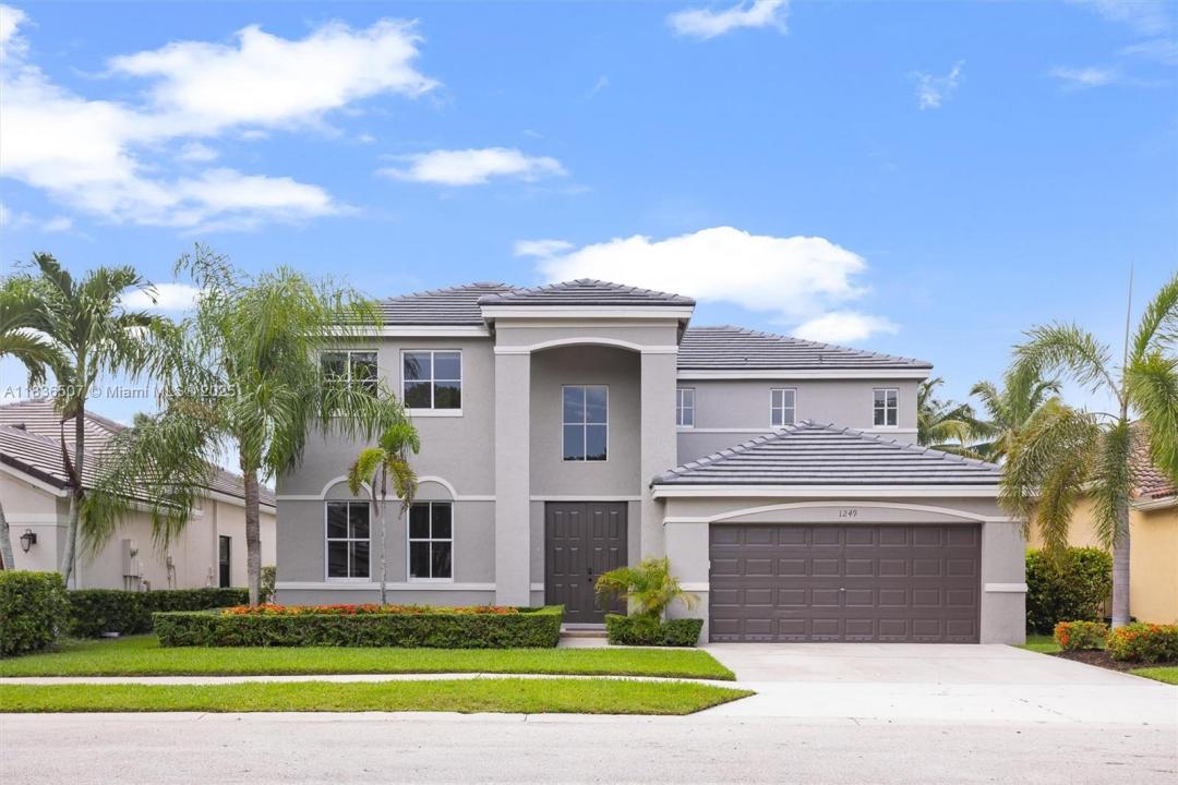 1249 Chenille Cir, Weston, Florida 33327