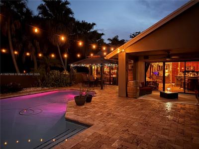 8878 SW 59th St, Cooper City, 佛羅里達州 33328, 美國