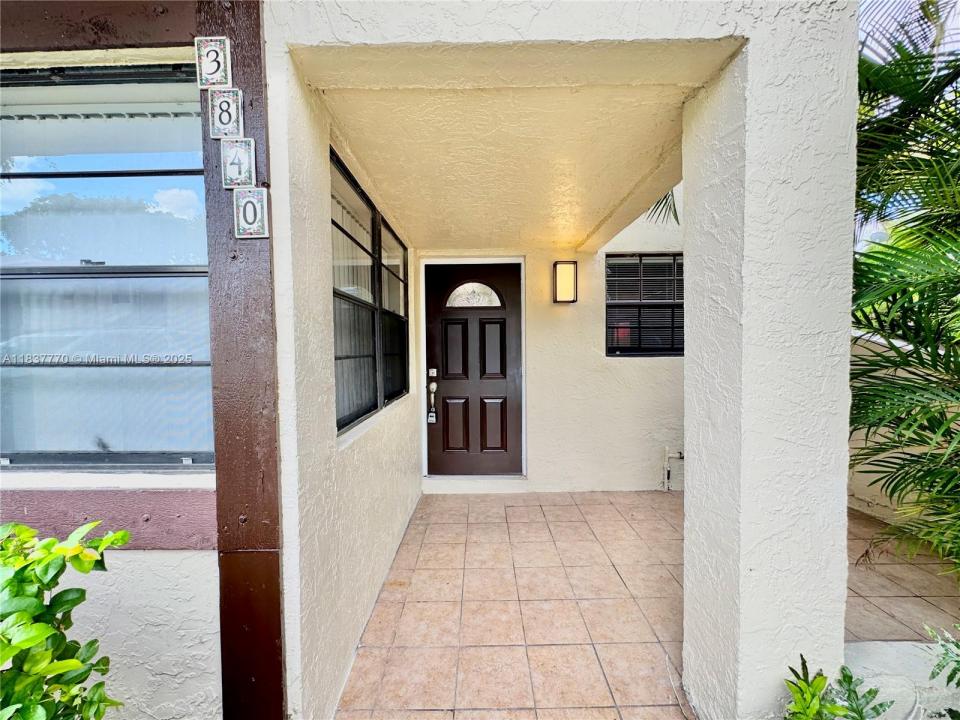 3840 SW 52nd Ave 3840, Pembroke Park, Florida 33023, Estados Unidos