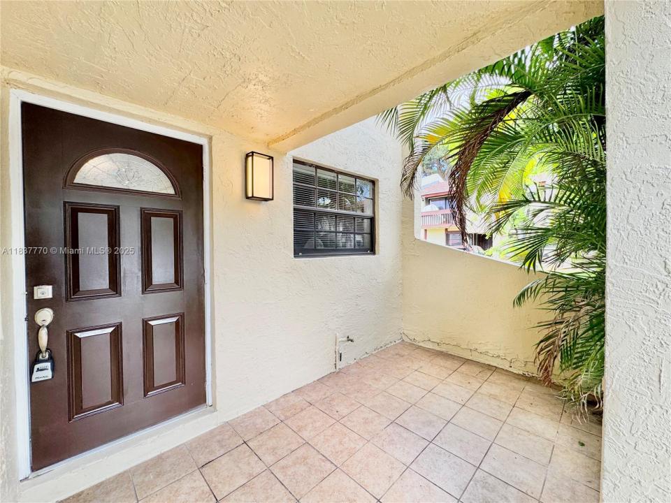 3840 SW 52nd Ave 3840, Pembroke Park, Florida 33023, Estados Unidos