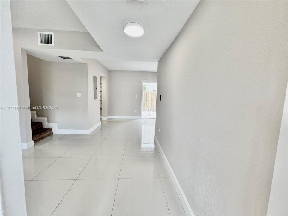 3840 SW 52nd Ave 3840, Pembroke Park, Florida 33023, Estados Unidos