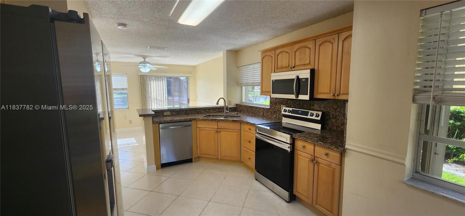 2957 Oak Park Cir, Davie, Floride 33328, États-Unis