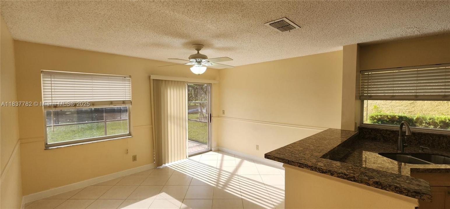 2957 Oak Park Cir, Davie, Floride 33328, États-Unis