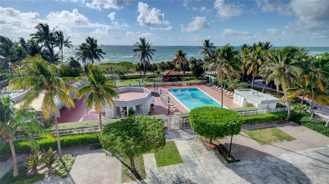 2401 Collins Ave 1703, Miami Beach, Floride 33140, États-Unis