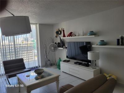 1849 S Ocean Dr 1407, Hallandale Beach, Florida 33009, USA