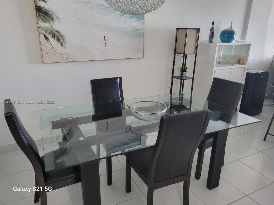 1849 S Ocean Dr 1407, Hallandale Beach, Florida 33009, Stati Uniti