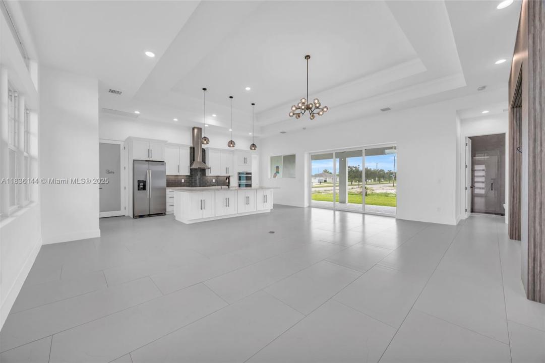 121 SW Sea Lion Rd, Port St. Lucie, Florida 34953