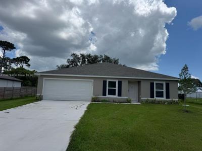 1073 SW Eureka Ave 1073, Port St. Lucie, Florida 34953, USA