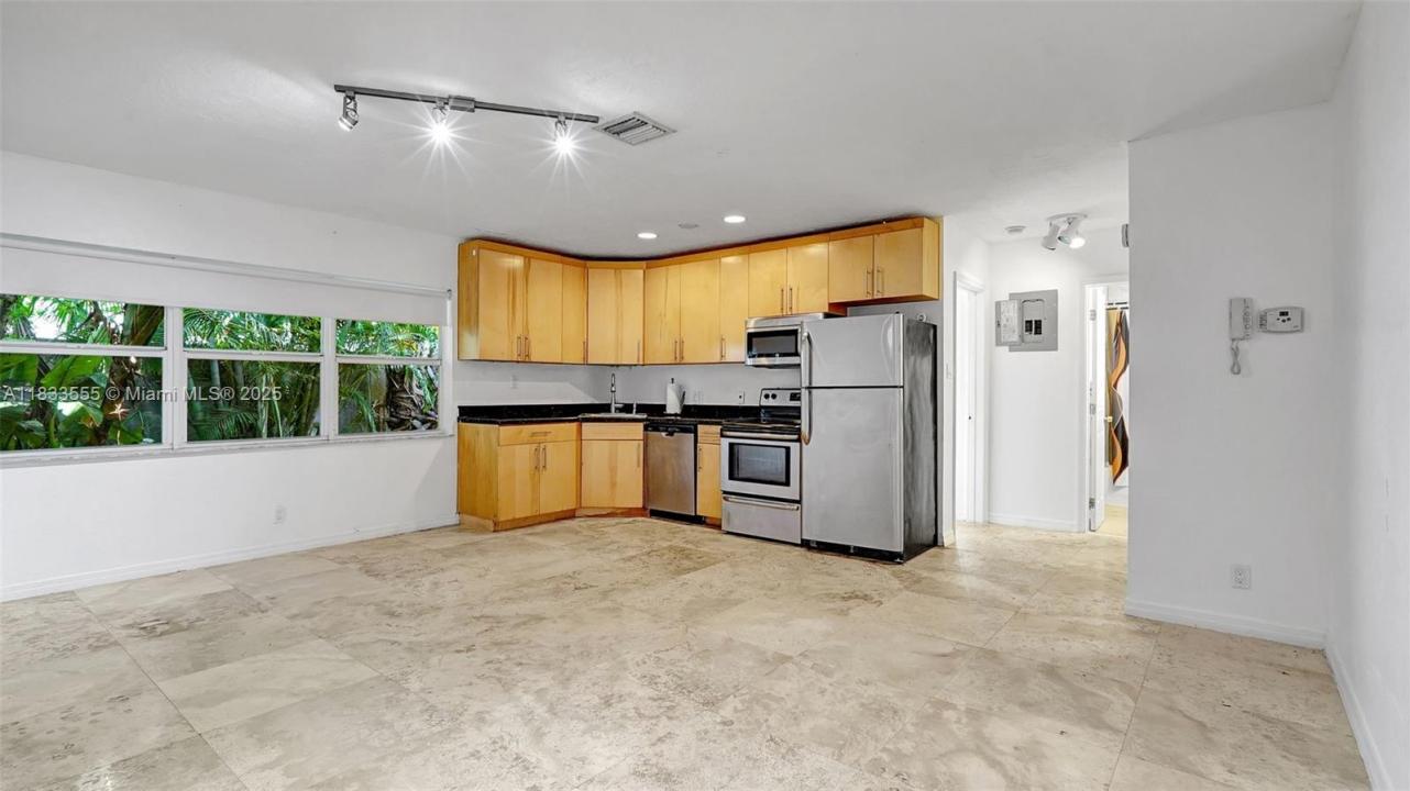 1348 Holly Heights Dr 17, Fort Lauderdale, フロリダ 33304, アメリカ合衆国