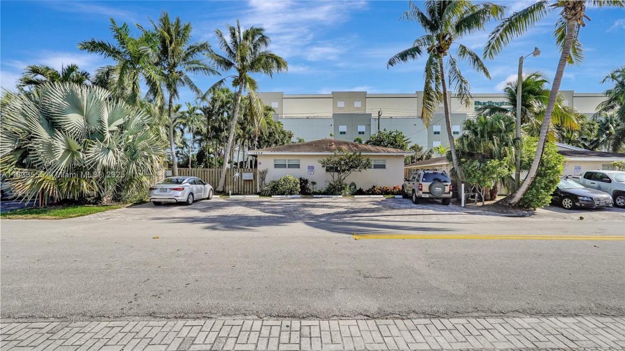 1348 Holly Heights Dr 17, Fort Lauderdale, フロリダ 33304, アメリカ合衆国