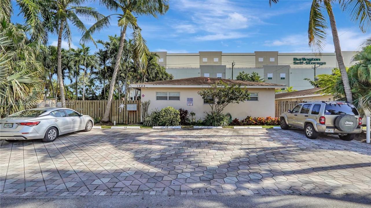 1348 Holly Heights Dr 17, Fort Lauderdale, フロリダ 33304, アメリカ合衆国