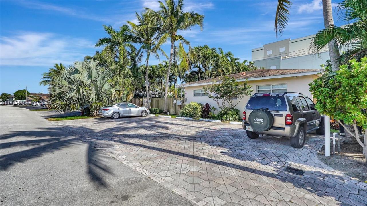 1348 Holly Heights Dr 17, Fort Lauderdale, フロリダ 33304, アメリカ合衆国