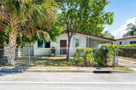 2824 NW 8th St, Fort Lauderdale, Florida 33311, USA