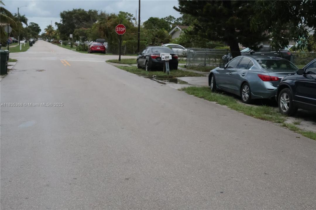 256 Broward Ave, Green Acres, Florida 33463
