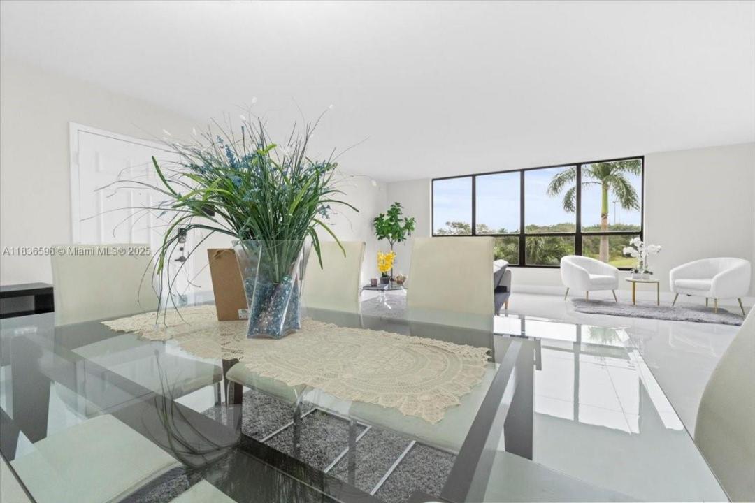7153 Promenade Dr 302, Boca Raton, Florida 33433, USA