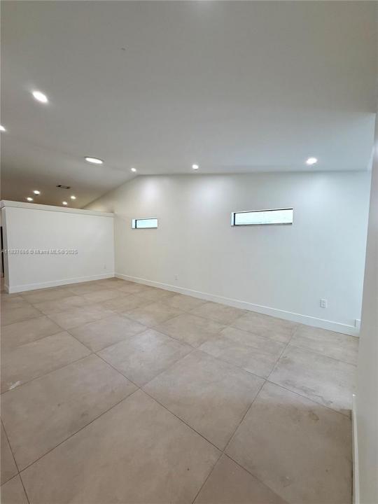 10351 NW 127th St, Hialeah Gardens, Flórida 33018, Estados Unidos