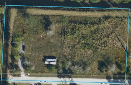 14195 N 72nd Court, Loxahatchee, Florida 33470, USA