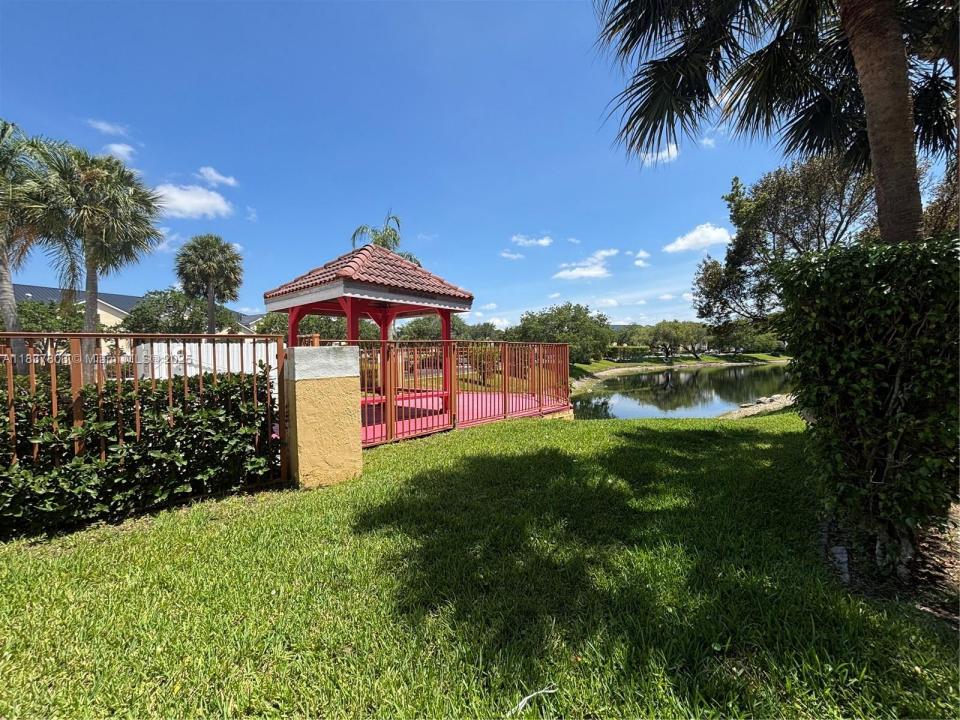 7640 Westwood Dr 406, Tamarac, 佛羅里達州 33321, 美國
