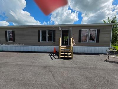 648 Avenida del Sur, Clewiston, Florida 33440, USA