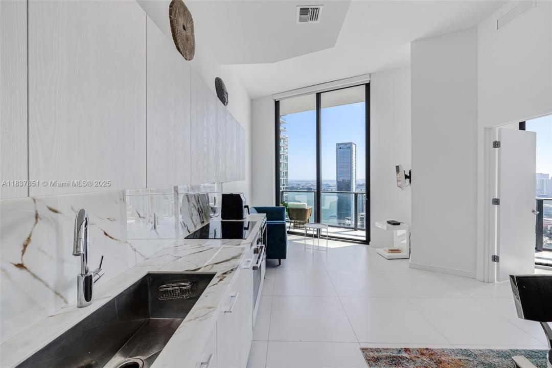 501 NE 31st St 4007, Miami, フロリダ 33137, アメリカ合衆国