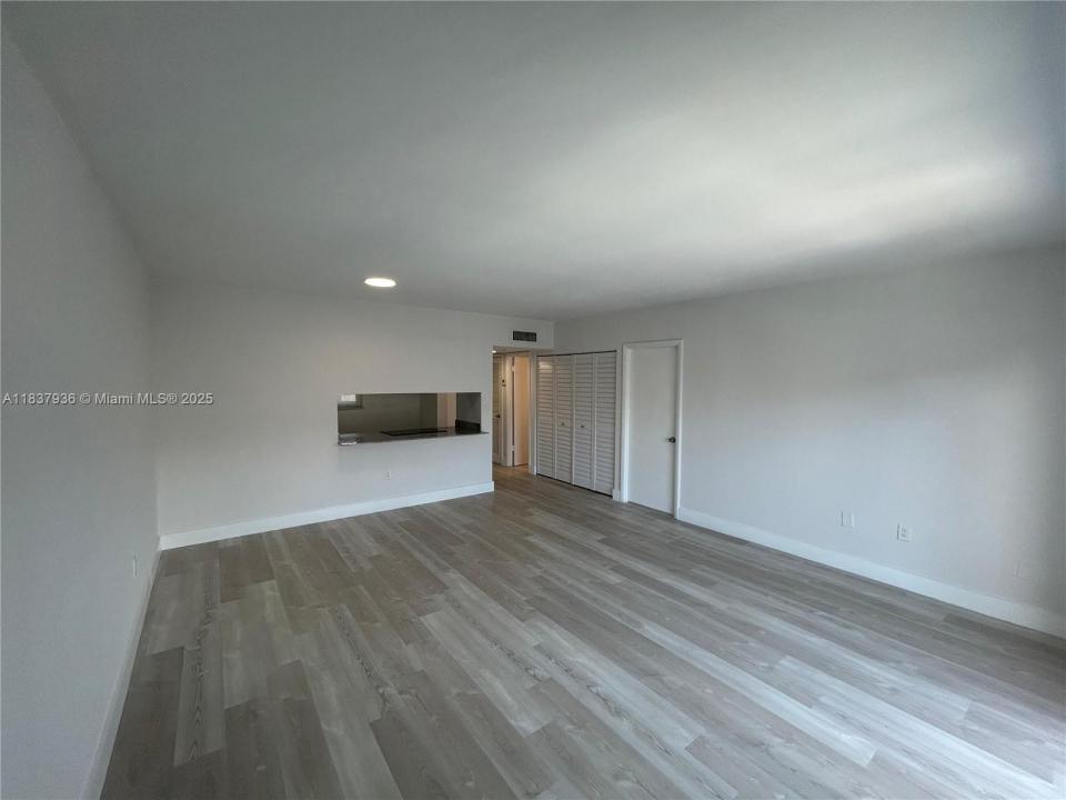 3626 NE 168th St 305, North Miami Beach, 플로리다 33160, 미국