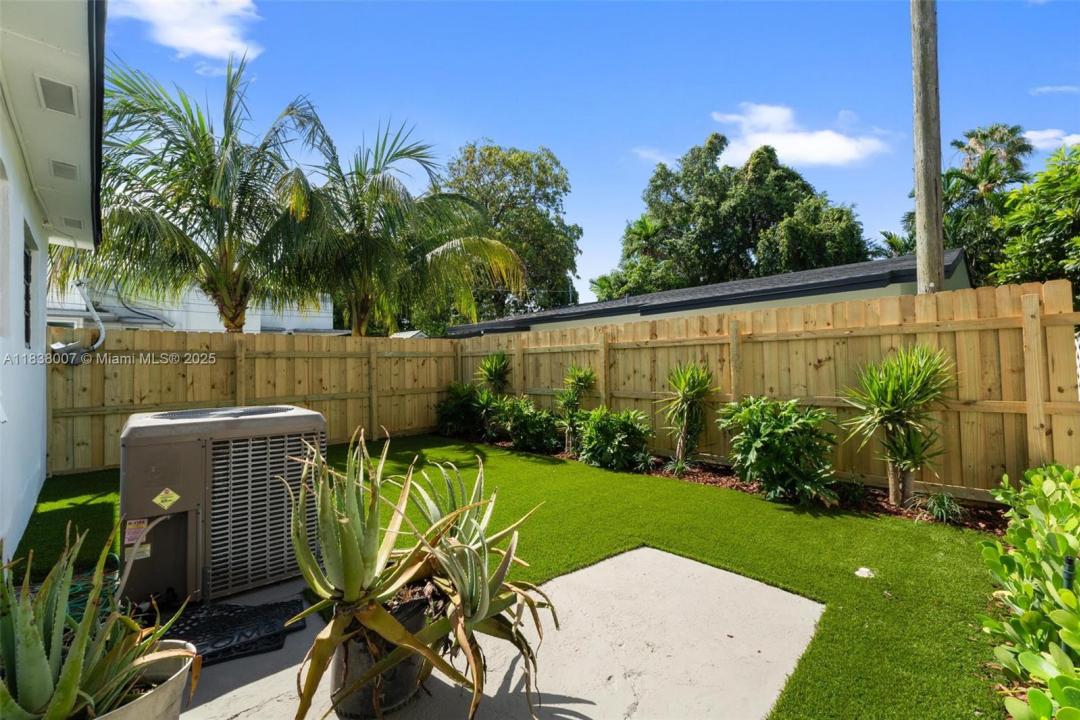 2440 SW 3rd St, Miami, Flórida 33135, Estados Unidos