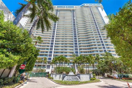 7000 Island Blvd 2504, Aventura, Florida 33160, USA