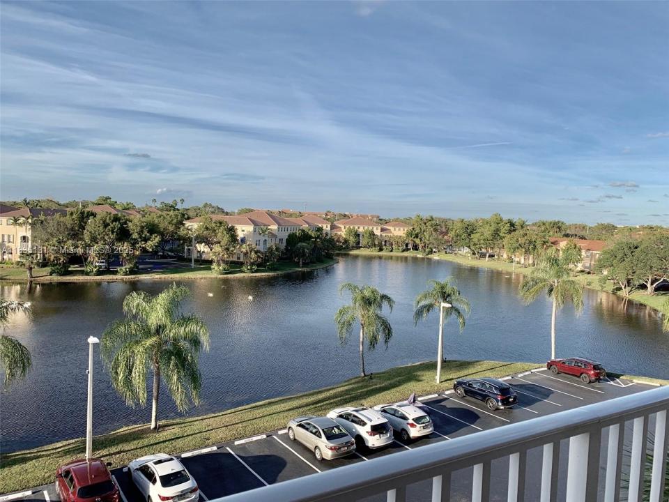 250 Jacaranda Dr 507, Plantation, Florida 33324