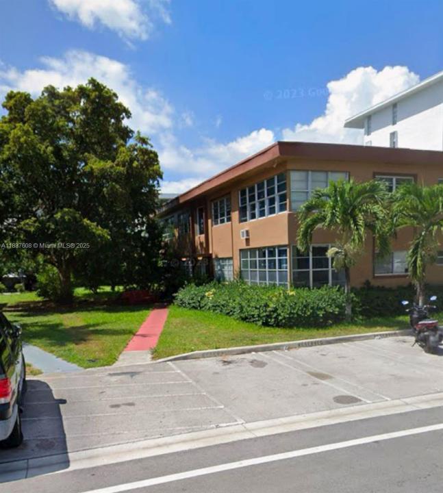 1040 94 street, Bay Harbor Islands, Floride 33154, États-Unis