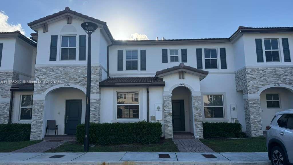 12440 NW 23rd Ct, Miami, Floride 33167, États-Unis