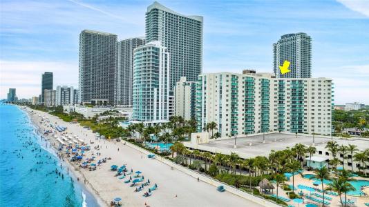 3901 S Ocean Dr PH16S, Hollywood, Florida 33019, USA