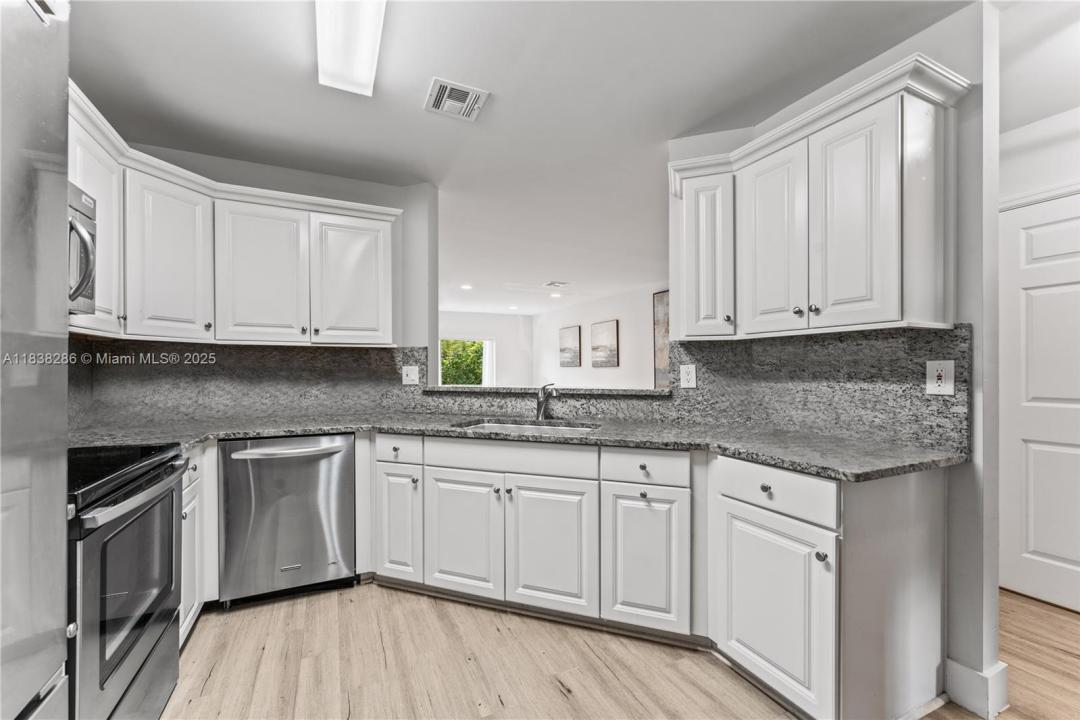 10104 Royal Palm Blvd 107-C, Coral Springs, Florida 33065, Estados Unidos