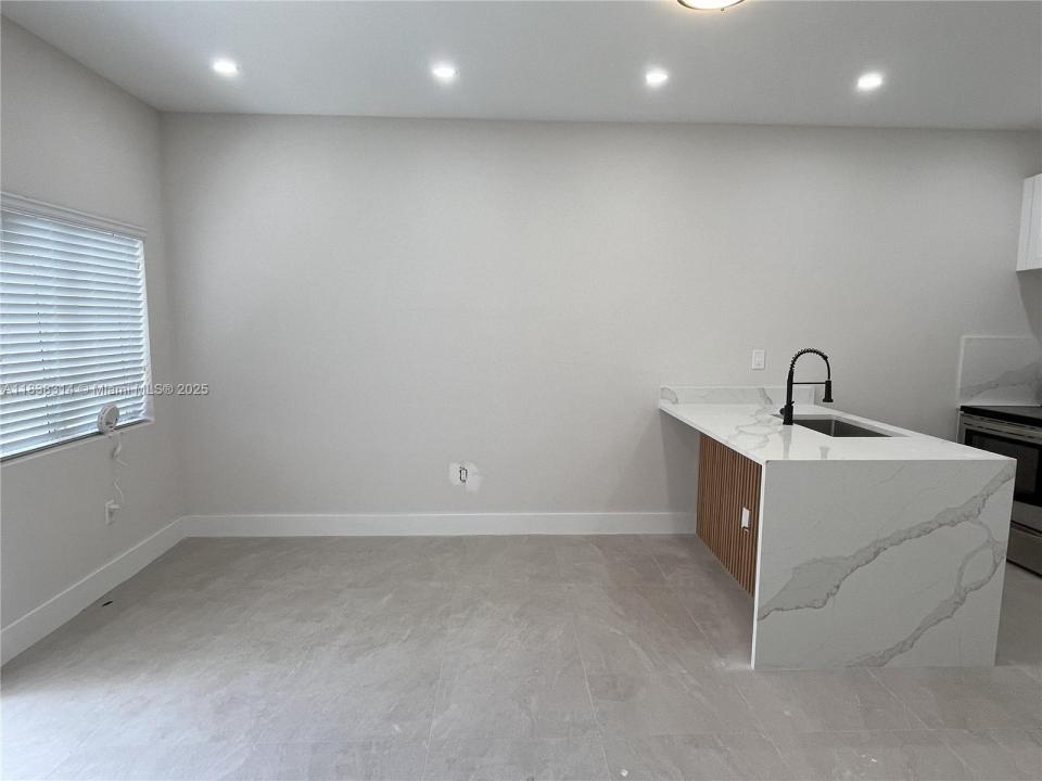12331 SW 220th St 2, Goulds, Florida 33170