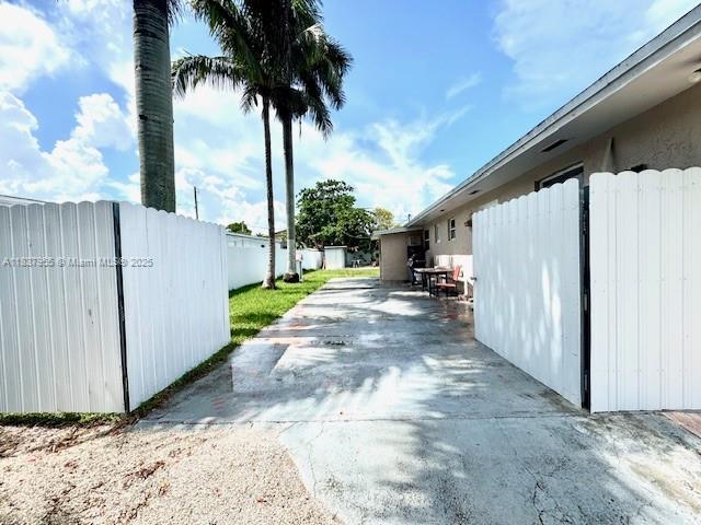 827 SW 3rd St, Florida City, Florida 33034, HOA KỲ