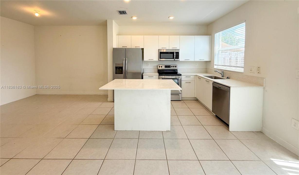 12440 NW 23rd Ct 12440, Miami, Floride 33167, États-Unis