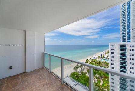 2751 S Ocean Dr 1707S, Hollywood, Florida 33019, USA