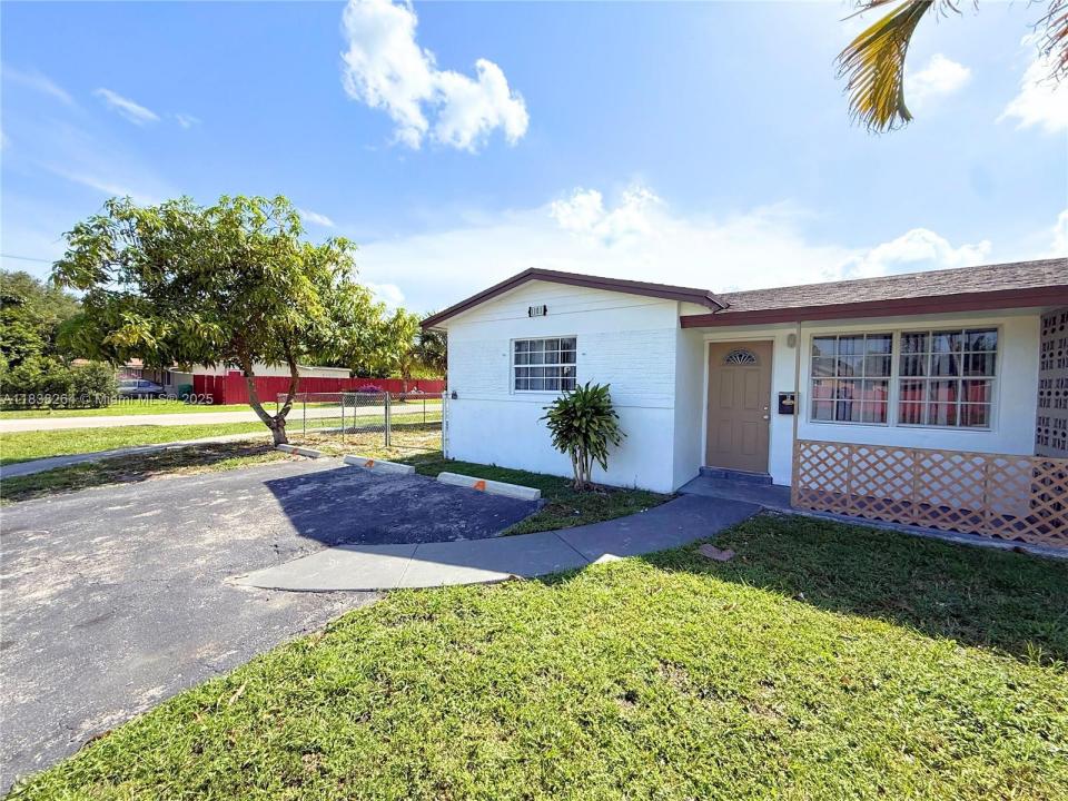1101 NW 55th Ave A, Lauderhill, 佛羅里達州 33313, 美國