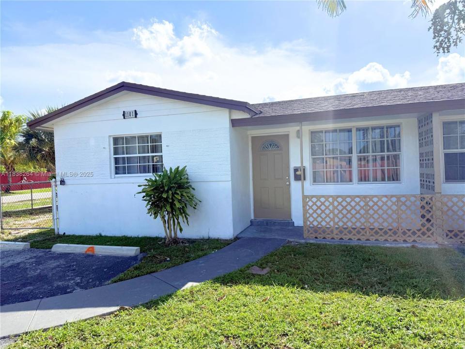 1101 NW 55th Ave A, Lauderhill, 佛羅里達州 33313, 美國