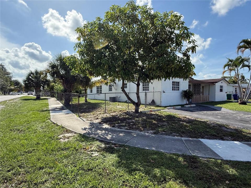 1101 NW 55th Ave A, Lauderhill, 佛羅里達州 33313, 美國