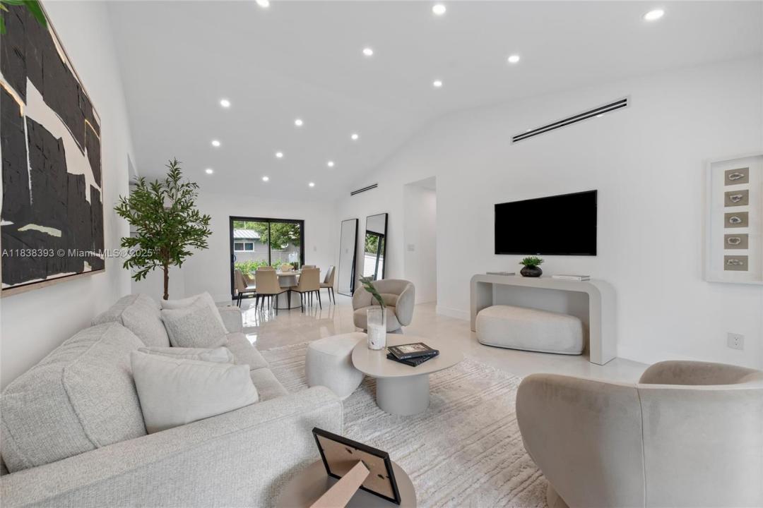 475 NW 87th St, El Portal, Флорида 33150, Соединенные Штаты
