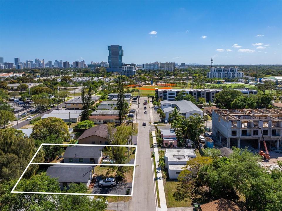311 SE 3rd Ave, Hallandale Beach, 佛羅里達州 33009, 美國