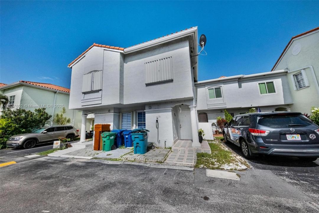 1178 NW 123rd Pl 1210, Miami, Floride 33182, États-Unis