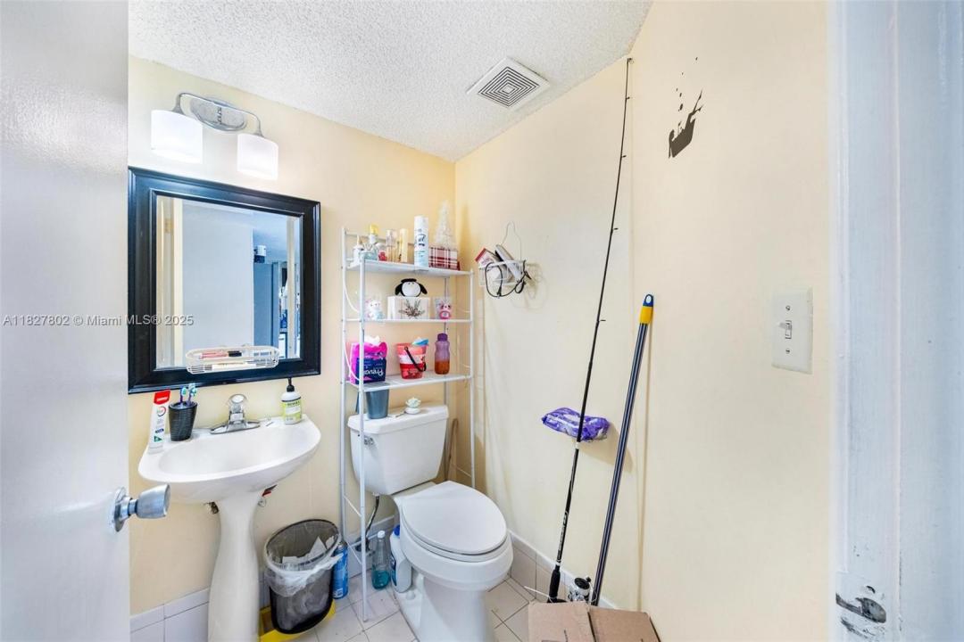 1178 NW 123rd Pl 1210, Miami, Floride 33182, États-Unis