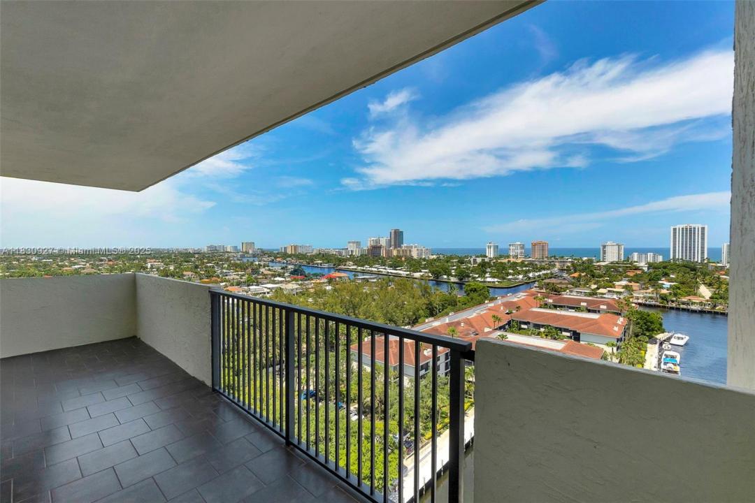 3200 N Port Royale Dr N 1612, Fort Lauderdale, 佛羅里達州 33308, 美國