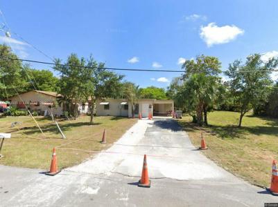 894 SW 9th Ct, Pompano Beach, Florida 33060, USA