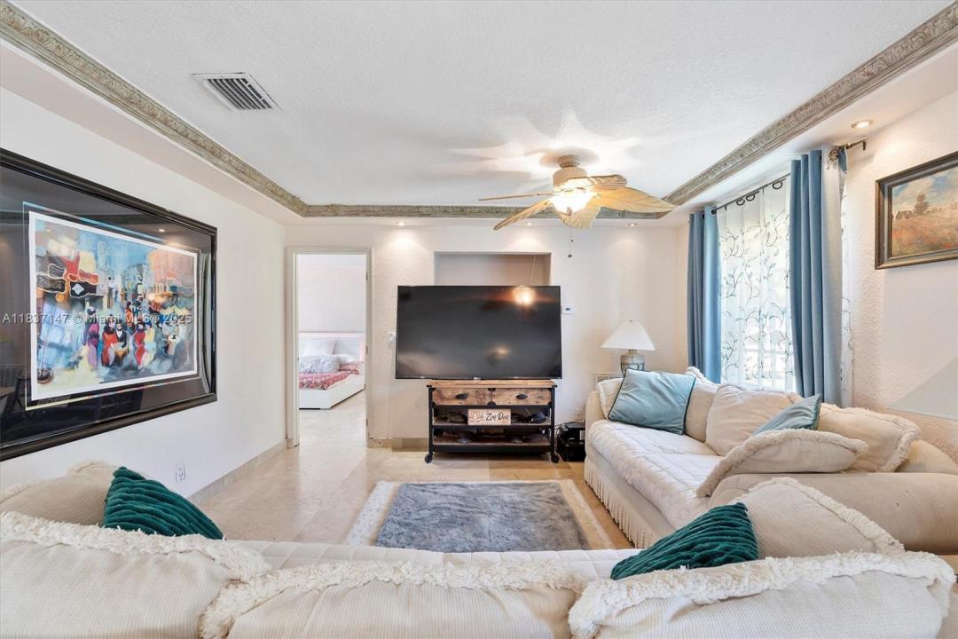 65 NE 209th Ter, Miami Gardens, פלורידה 33179, ארצות הברית של אמריקה
