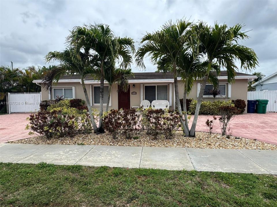 2405 SW 129th Ct, Miami, Florida 33175, Amerika Birleşik Devletleri