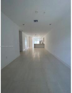 17017 SW 1st St 17017, Pembroke Pines, Florida 33027, USA